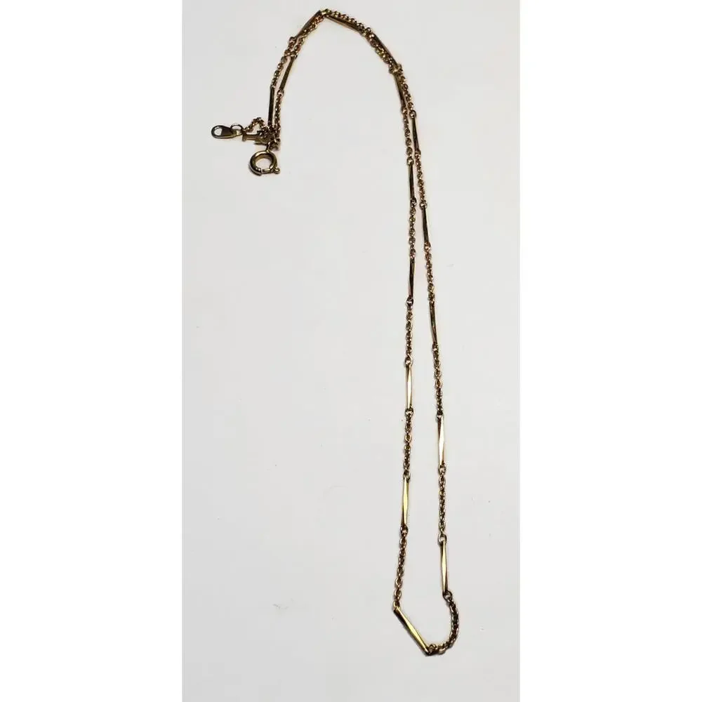 Vintage Crown Trifari Delicate Gold Tone Chain Necklace 18